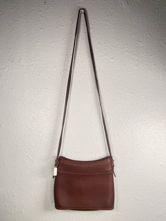 Coach Handbags - Vintage Coach Mambo Brown Leather Crossbody Bag G9C-9062